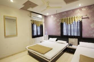 Hotel New Balaji, Ahmedabad 4